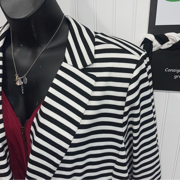 Style & Co Black and White Striped Blazer plus size 3X - Picture 4 of 8